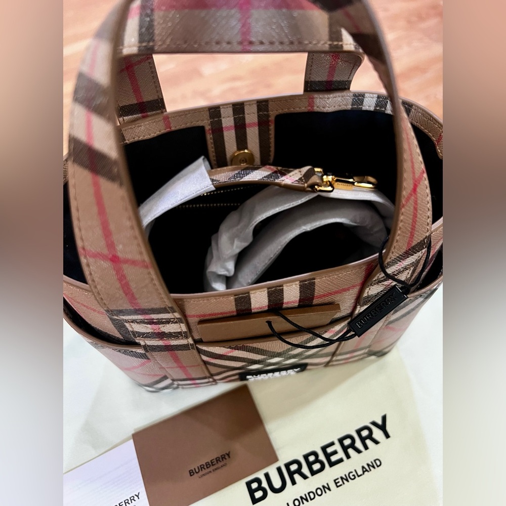 Burberry Daphne Vintage Check Tote Bag - Picture 3 of 11
